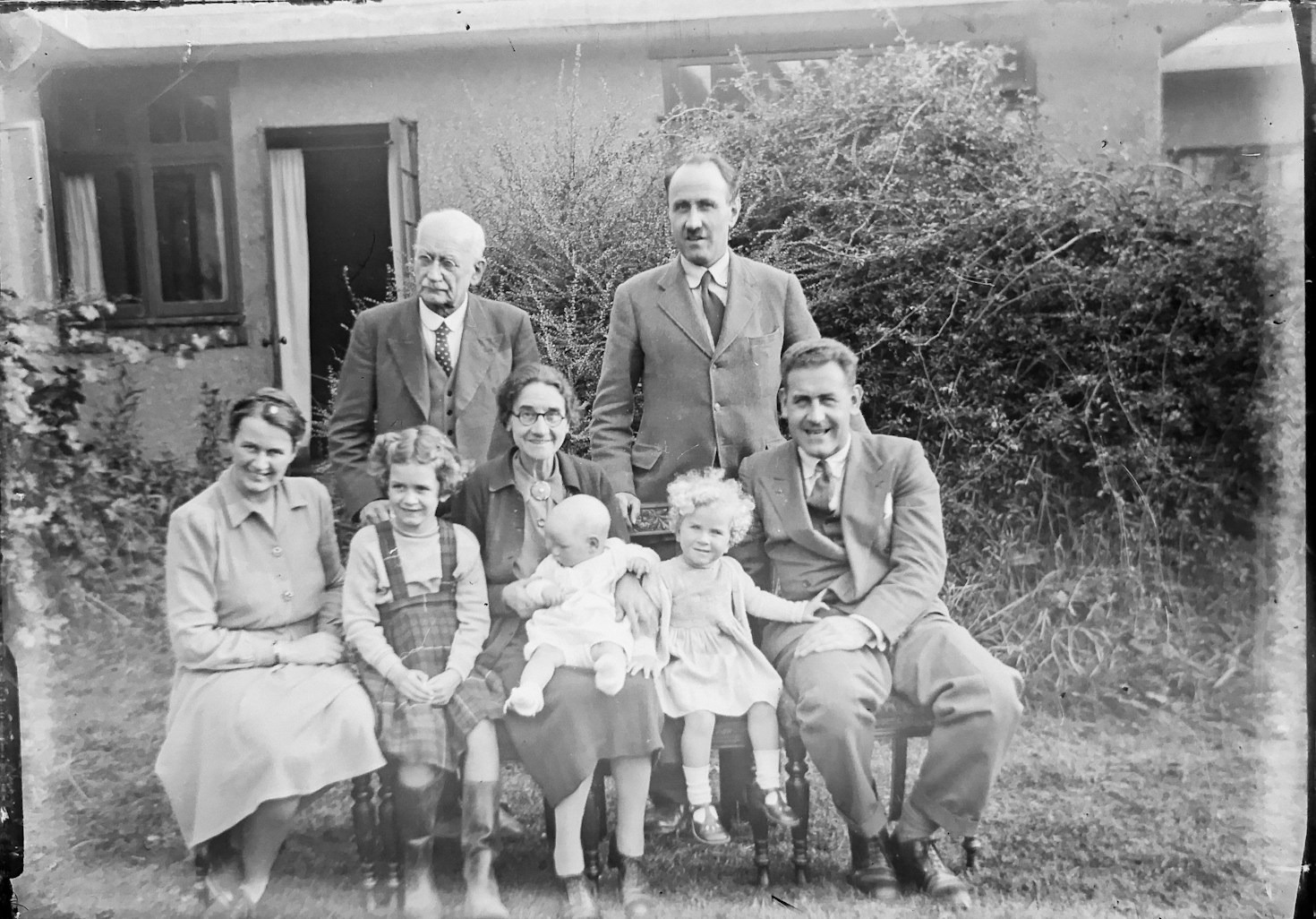 The Benefits of DNA Testing for Family Research